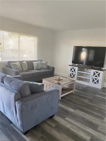 $269,999 | 4617 Bayshore Drive, Unit H1, Naples, FL 34112