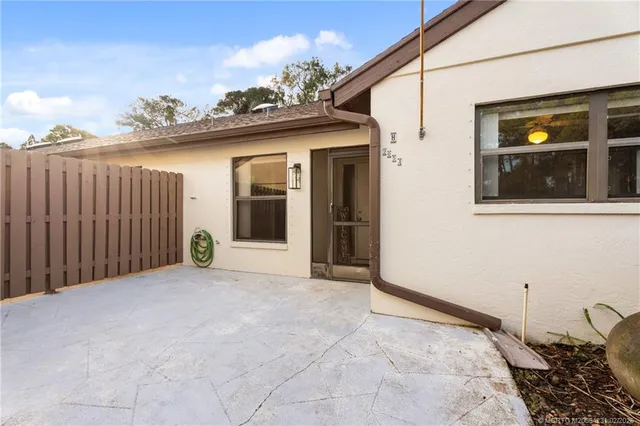 $299,000 | 2054 Southwest Silver Pine Way, Unit 123H, Palm City, FL 34990