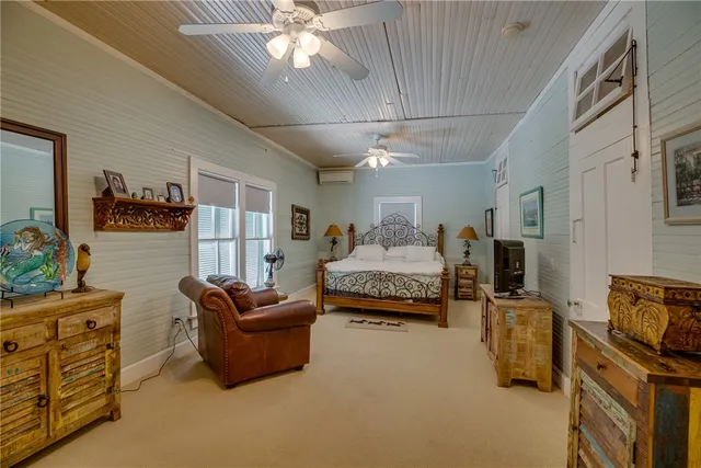 $1,895,000 | 107 North Broadway Street, Fellsmere, FL 32948