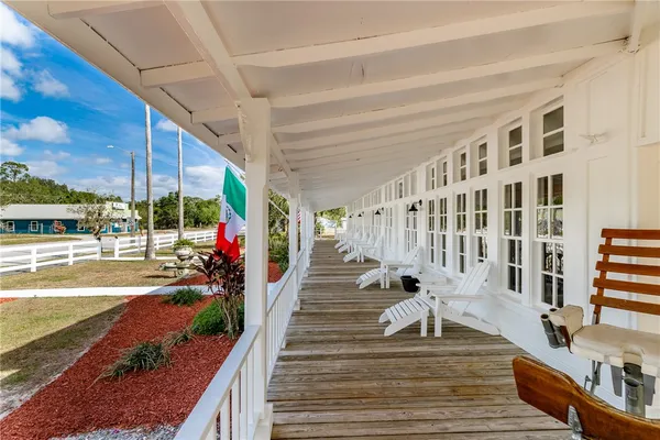 $1,895,000 | 107 North Broadway Street, Fellsmere, FL 32948