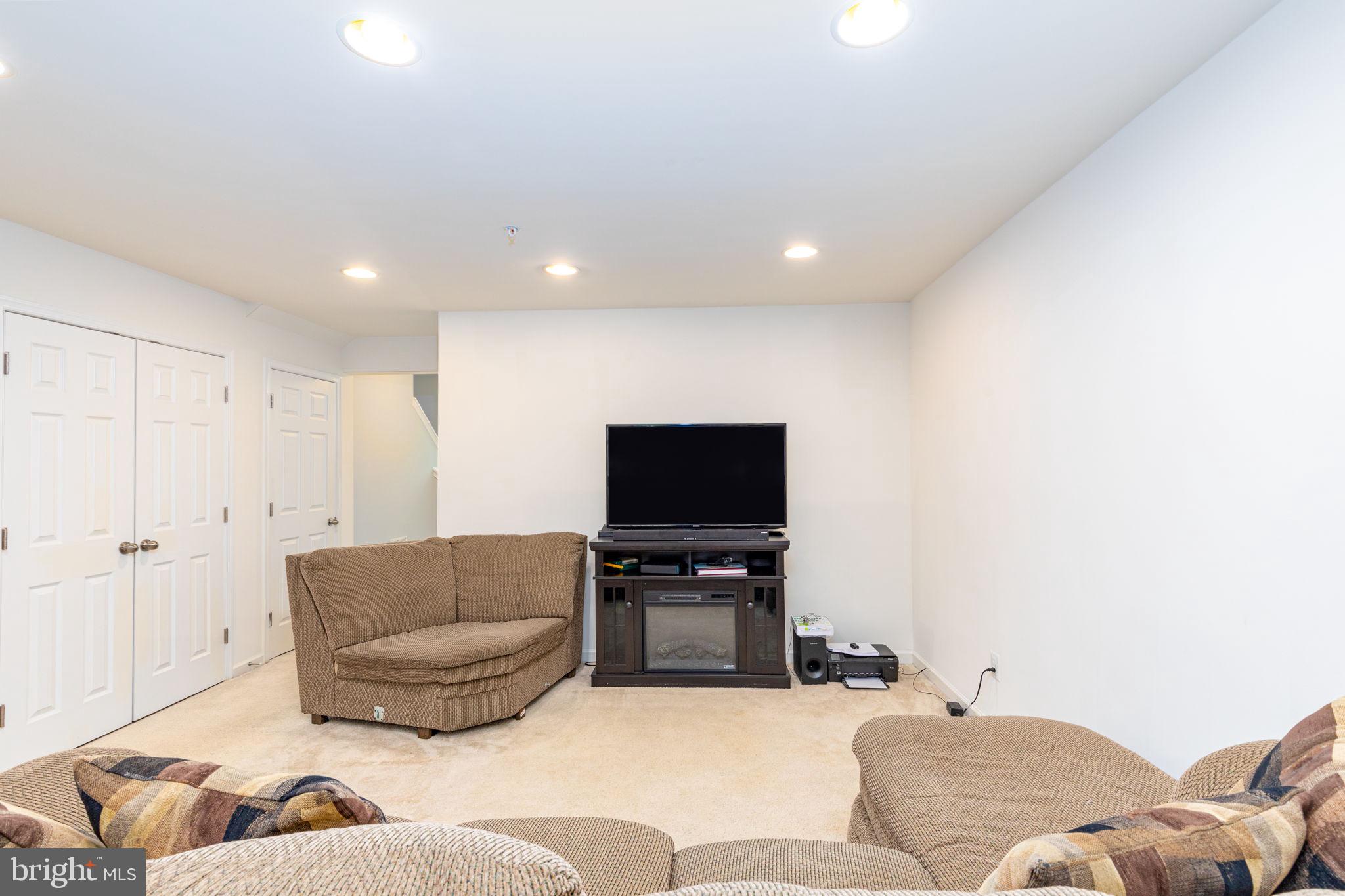 739 English Ivy Way Aberdeen, MD 21001 - Photo 5 of 25