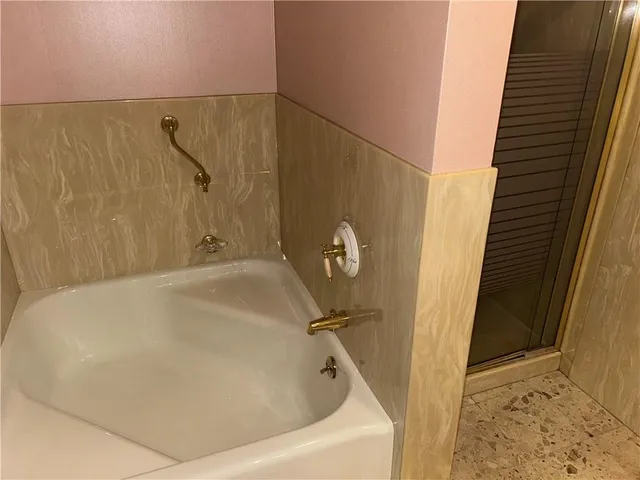 a bathroom with a tub