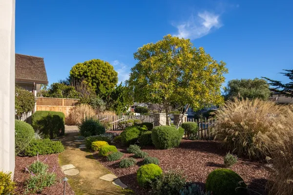 $4,950,000 | 26334 River Park Place, Carmel, CA 93923
