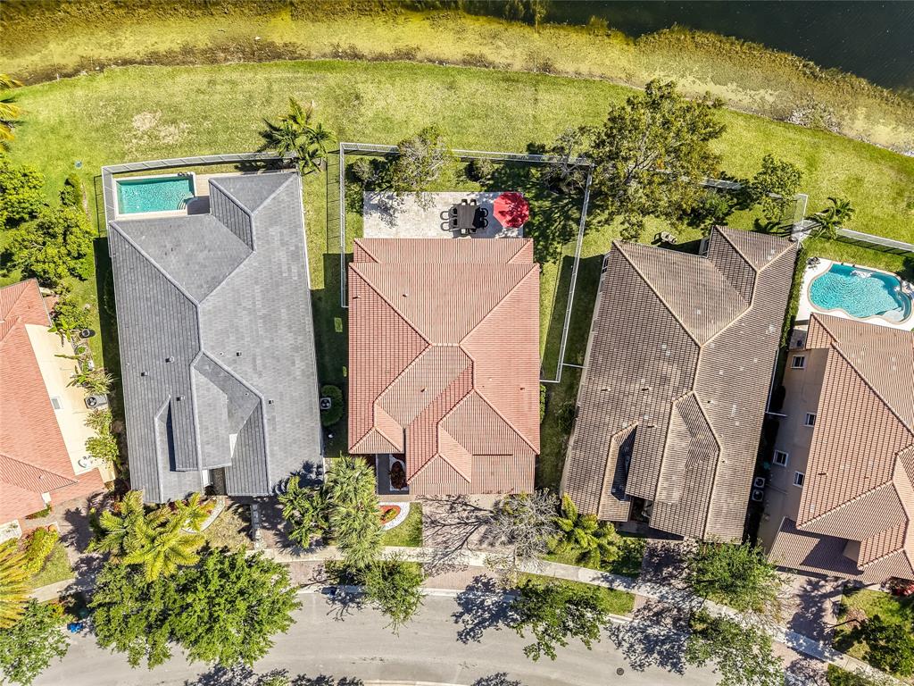 19470 Stonebrook Street Weston, FL 33332 - Photo 16 of 44 an aerial view of a house with a ocean view