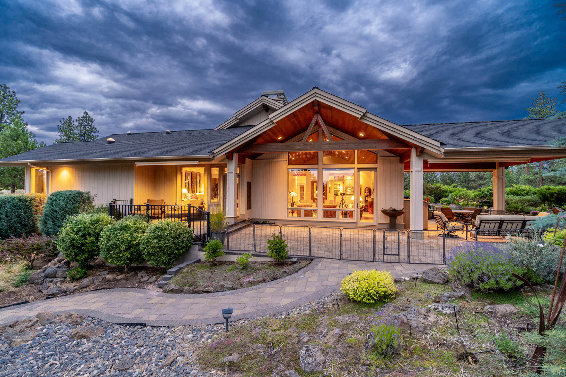 60235 Sunset View Drive Bend, OR 97702 - Photo 28 of 29 60235 Sunset View_0256 copy
