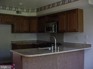 857 Monteith Drive Wayne, PA 19087 - Photo 4 of 6 Gallery Image 4