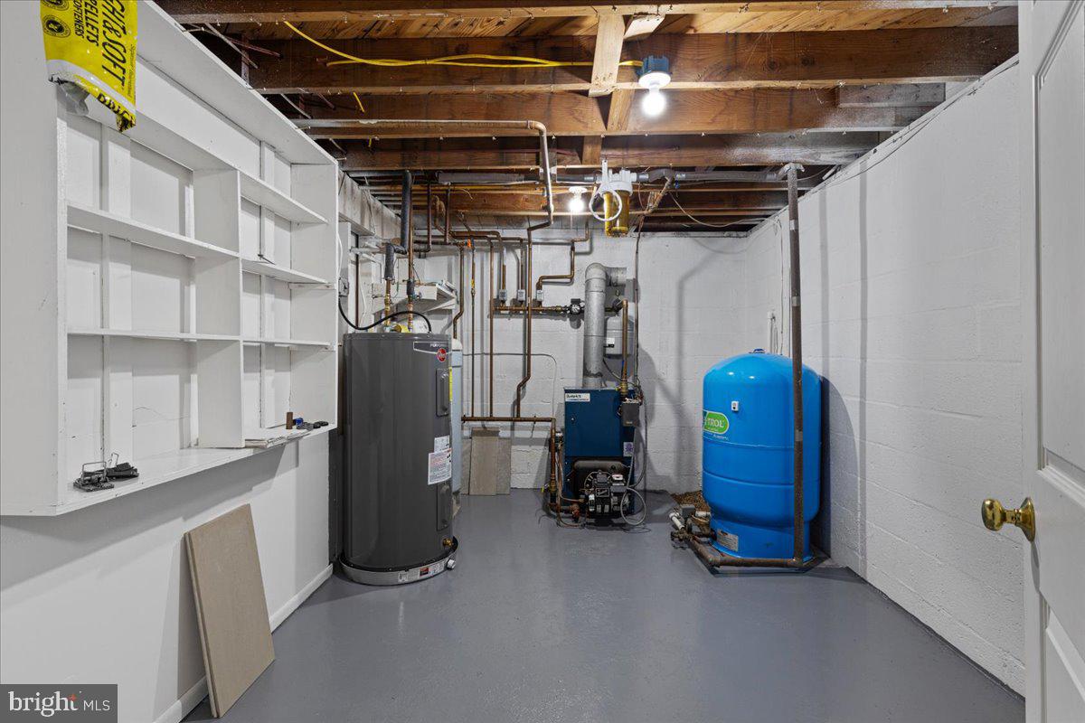 1100 Plum Point Road Huntingtown, MD 20639 - Photo 32 of 52 SPACIOUS UTILITY ROOM