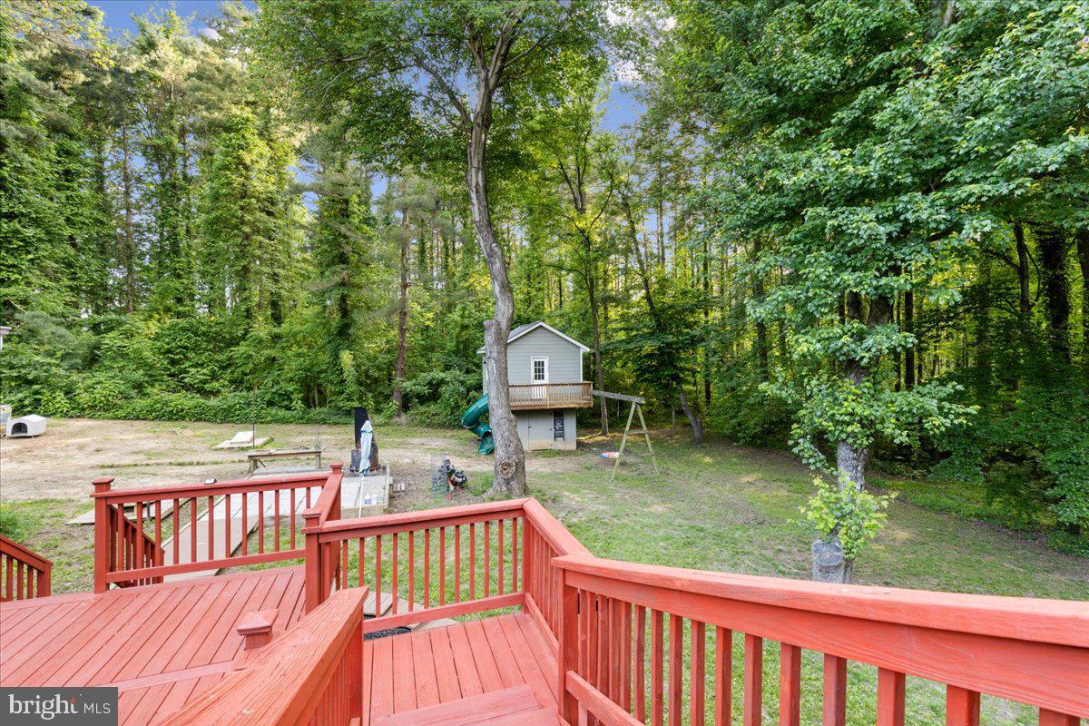 1100 Plum Point Road Huntingtown, MD 20639 - Photo 39 of 52 DECK