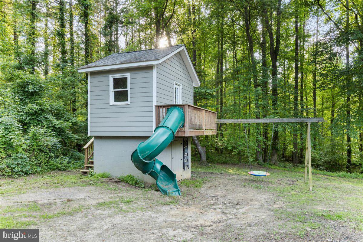 1100 Plum Point Road Huntingtown, MD 20639 - Photo 40 of 52 PLAYHOUSE