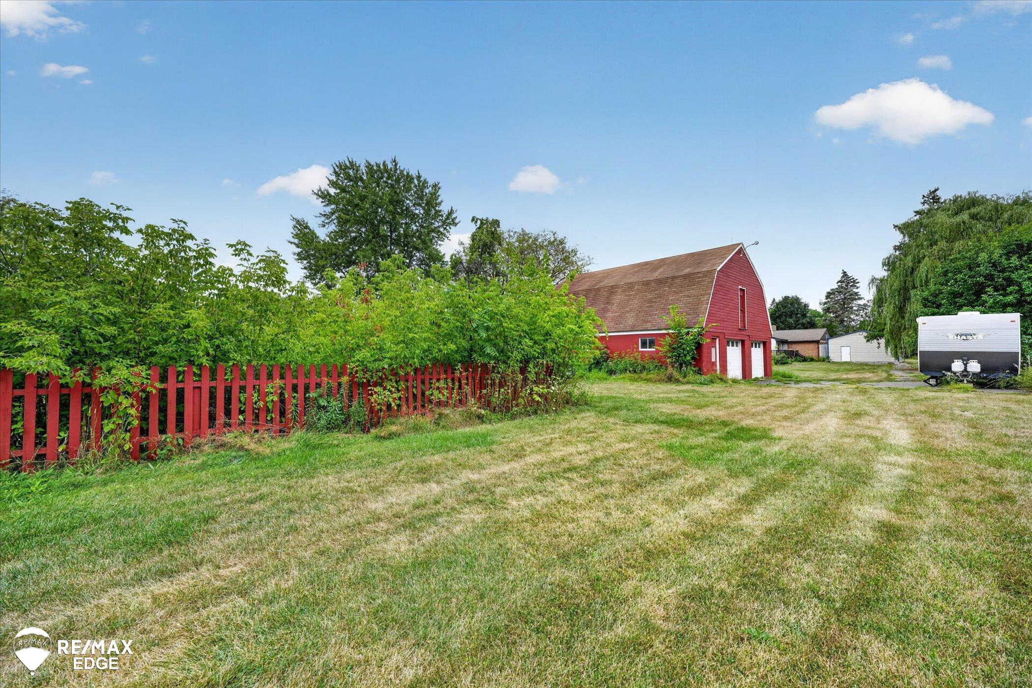 8335 Fenton Road Grand Blanc, MI 48439 - Photo 31 of 34 Gallery Image 31