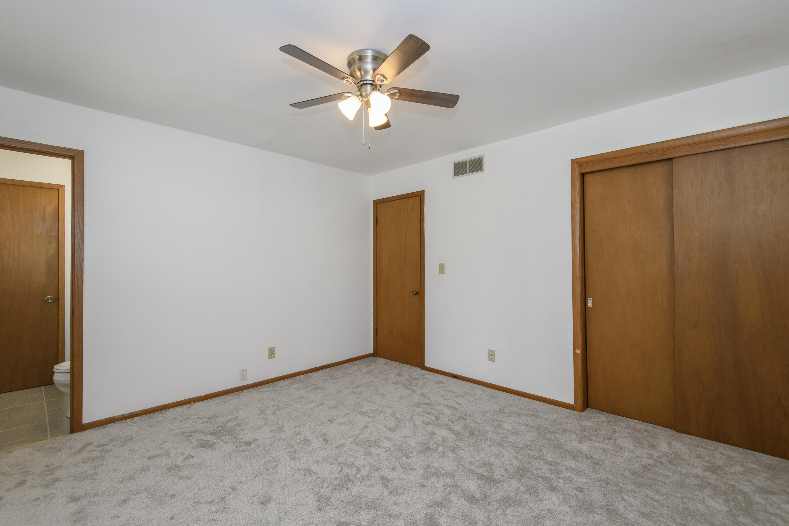 7016 North 86th Street Milwaukee, WI 53224 - Photo 13 of 40 Primary bedroom