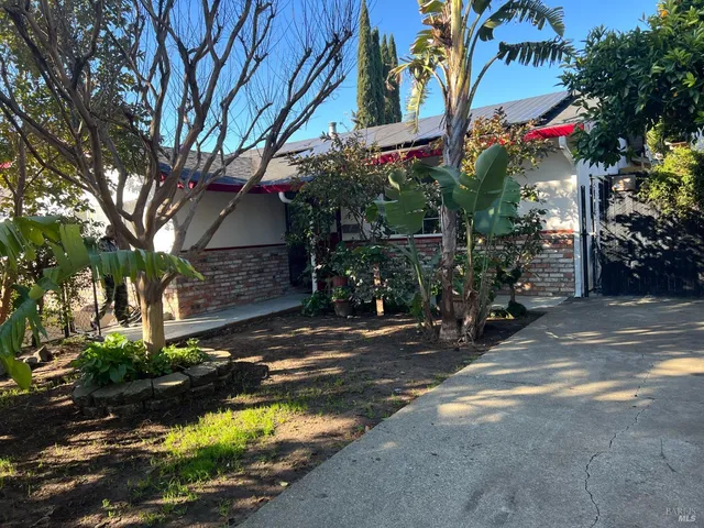 a street sign on the side of the road