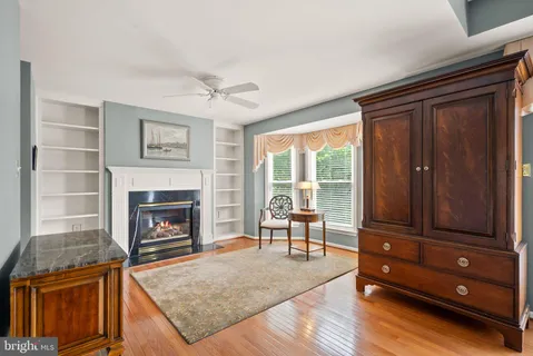 $990,000 | 18402 Lanier Island Square, Leesburg, VA 20176