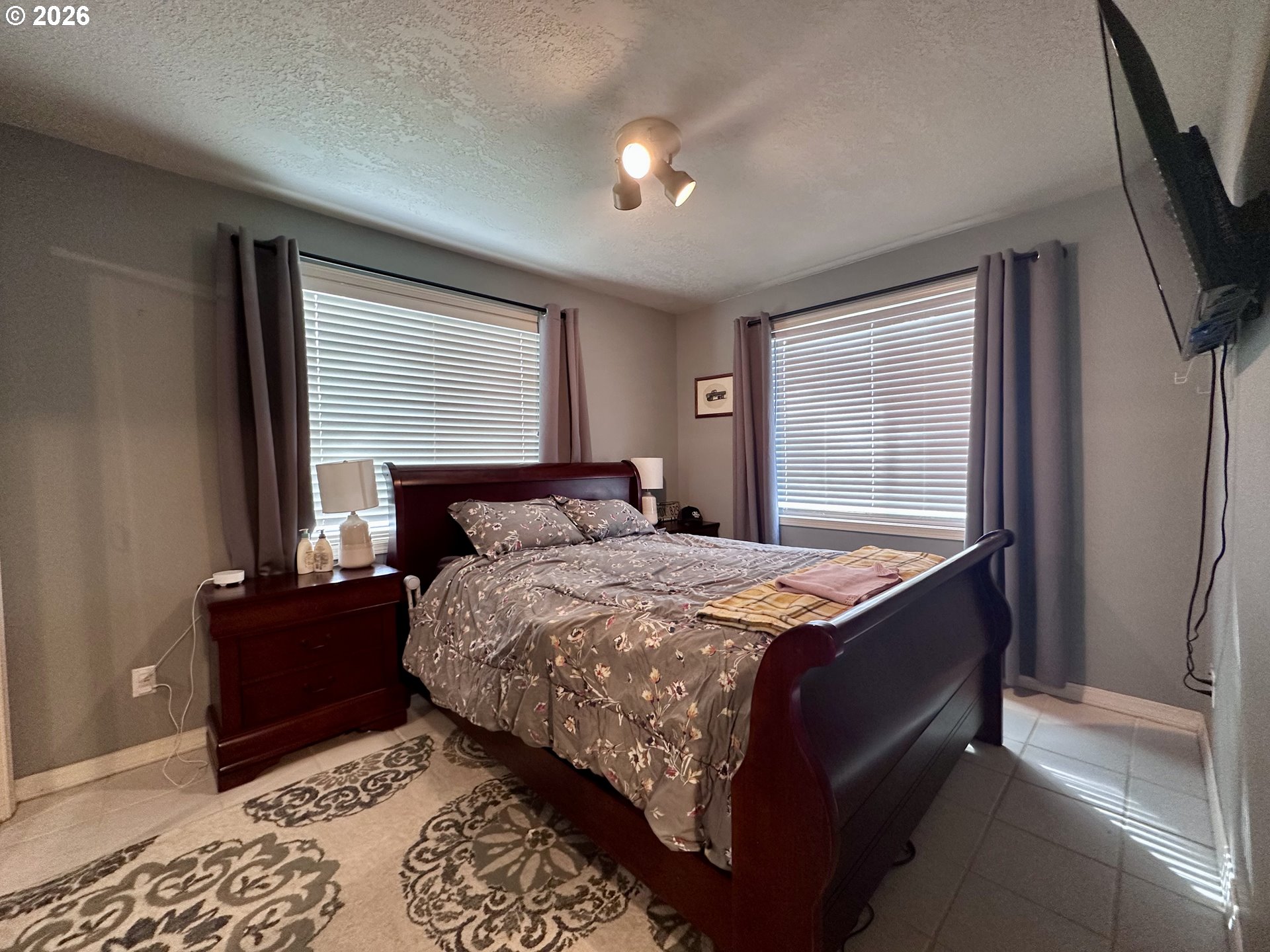 169 West Chestnut Street Union, OR 97883 - Photo 18 of 35 a bedroom with a bed and window
