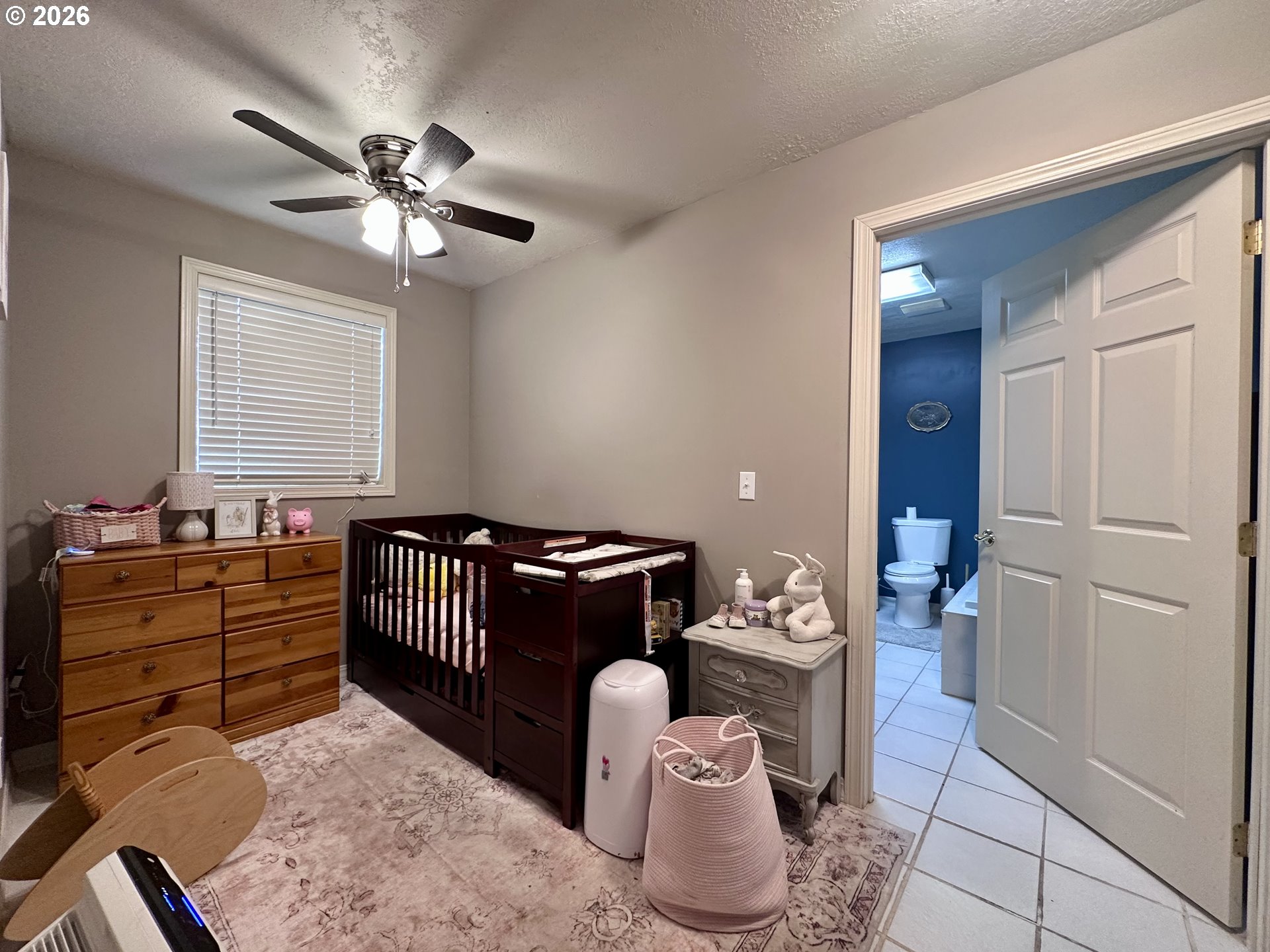 169 West Chestnut Street Union, OR 97883 - Photo 22 of 35 a room with furniture