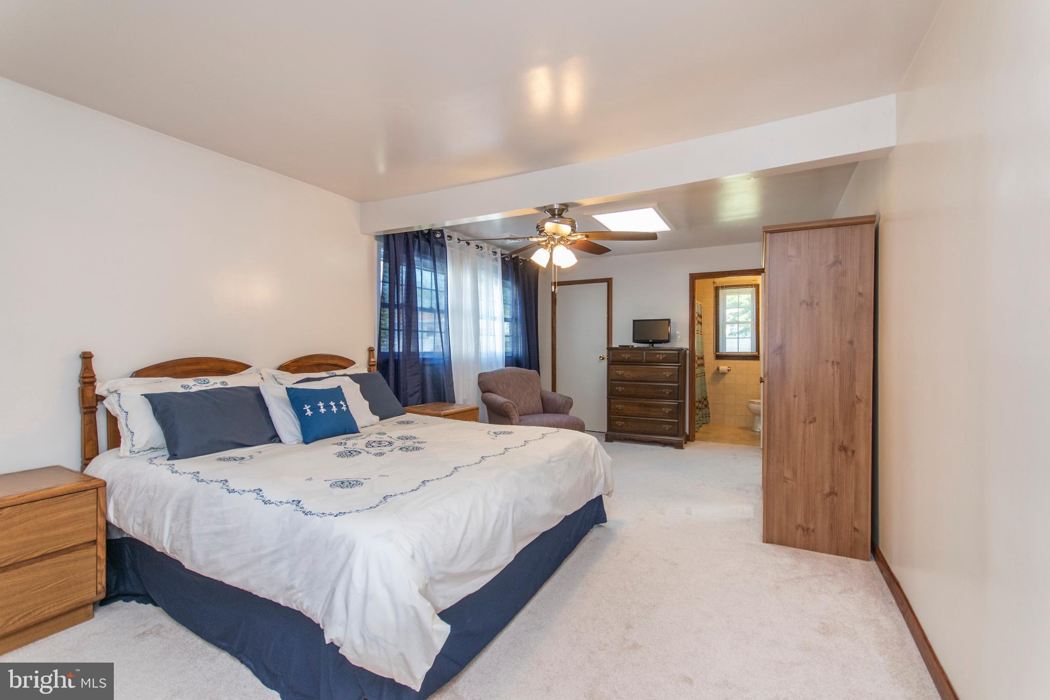 819 Chesterton Road Fairless Hills, PA 19030 - Photo 3 of 22 Gallery Image 3