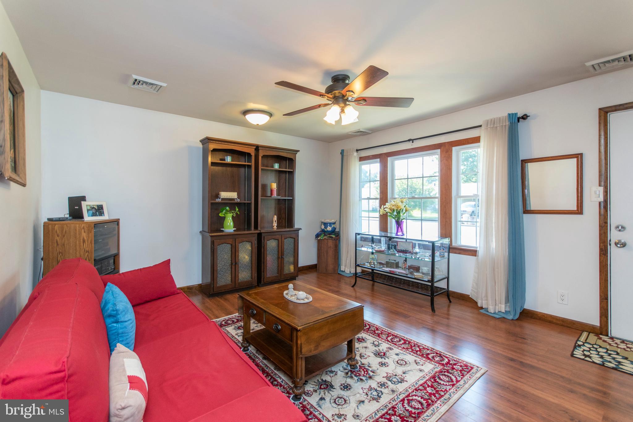819 Chesterton Road Fairless Hills, PA 19030 - Photo 10 of 22 Gallery Image 10