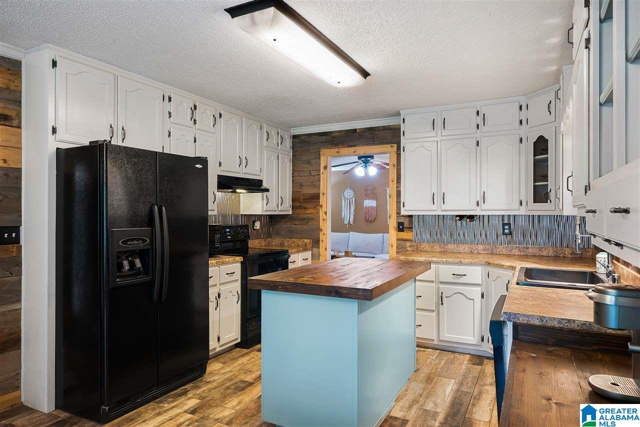 1428 Lake Joyce Road Moody, AL 35004 - Photo 15 of 31