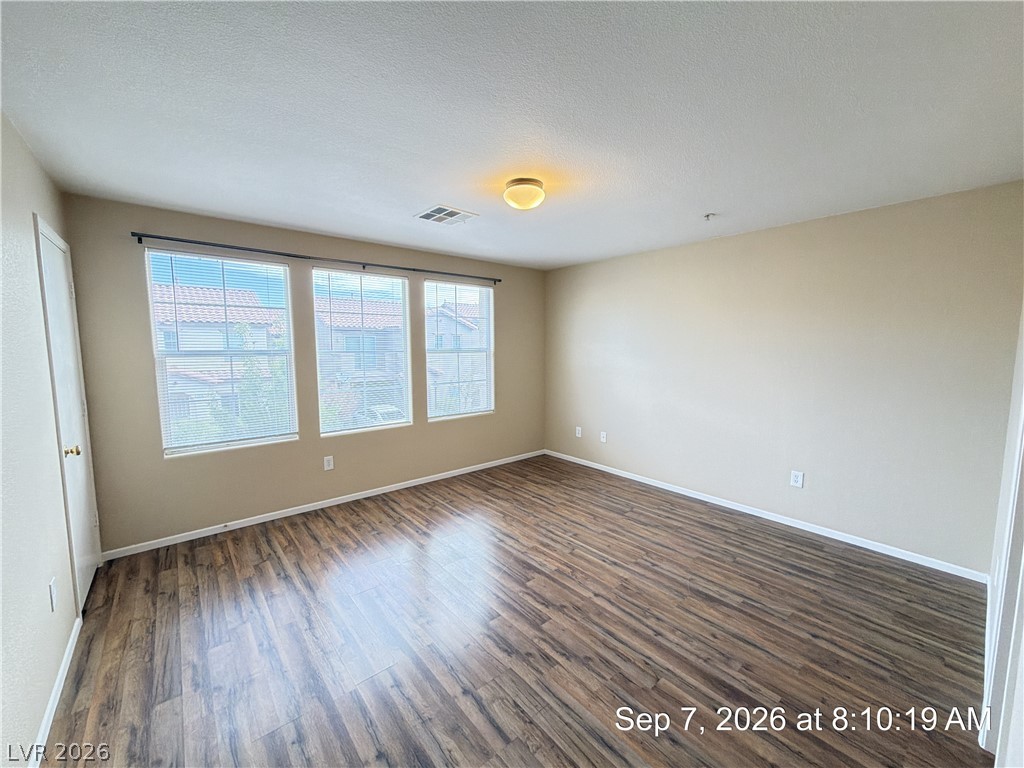 7337 Ribbon Ridge Avenue Las Vegas, NV 89129 - Photo 11 of 30 Gallery Image 11