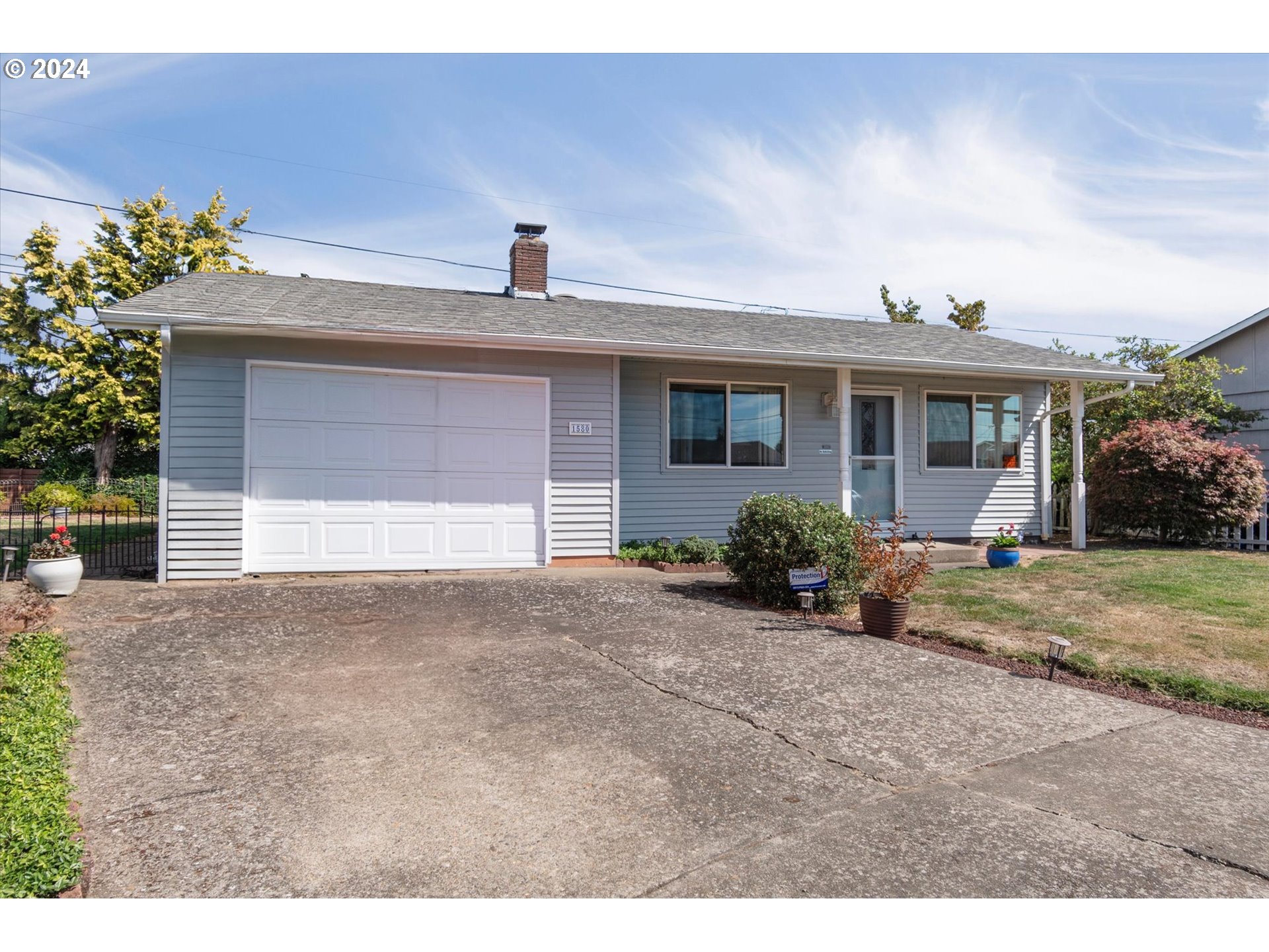 1580 Thompson Road Woodburn, OR 97071 - Photo 1 of 37 Gallery Image 1