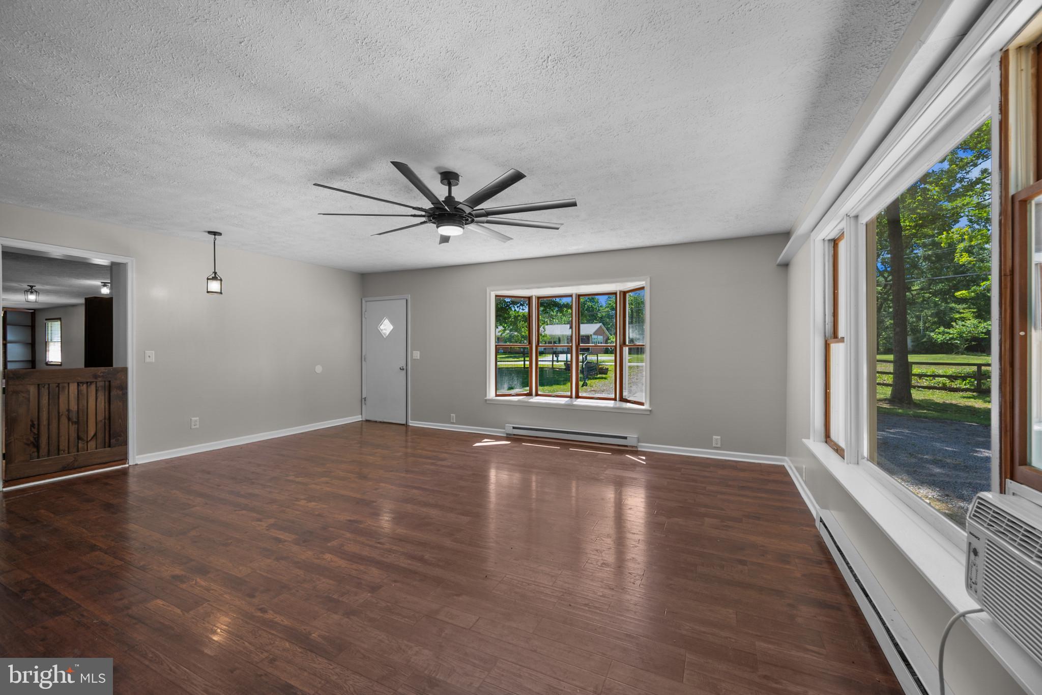 2085 Crums Church Road Berryville, VA 22611 - Photo 8 of 61 Family Room or Primary suite