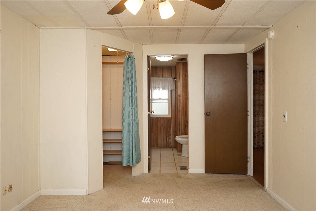 8405 Rainier Road Southeast Olympia, WA 98513 - Photo 22 of 24 Gallery Image 22