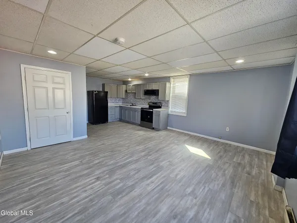 $1,100 | 38 Main Street, Unit 2, Coeymans, NY 12045