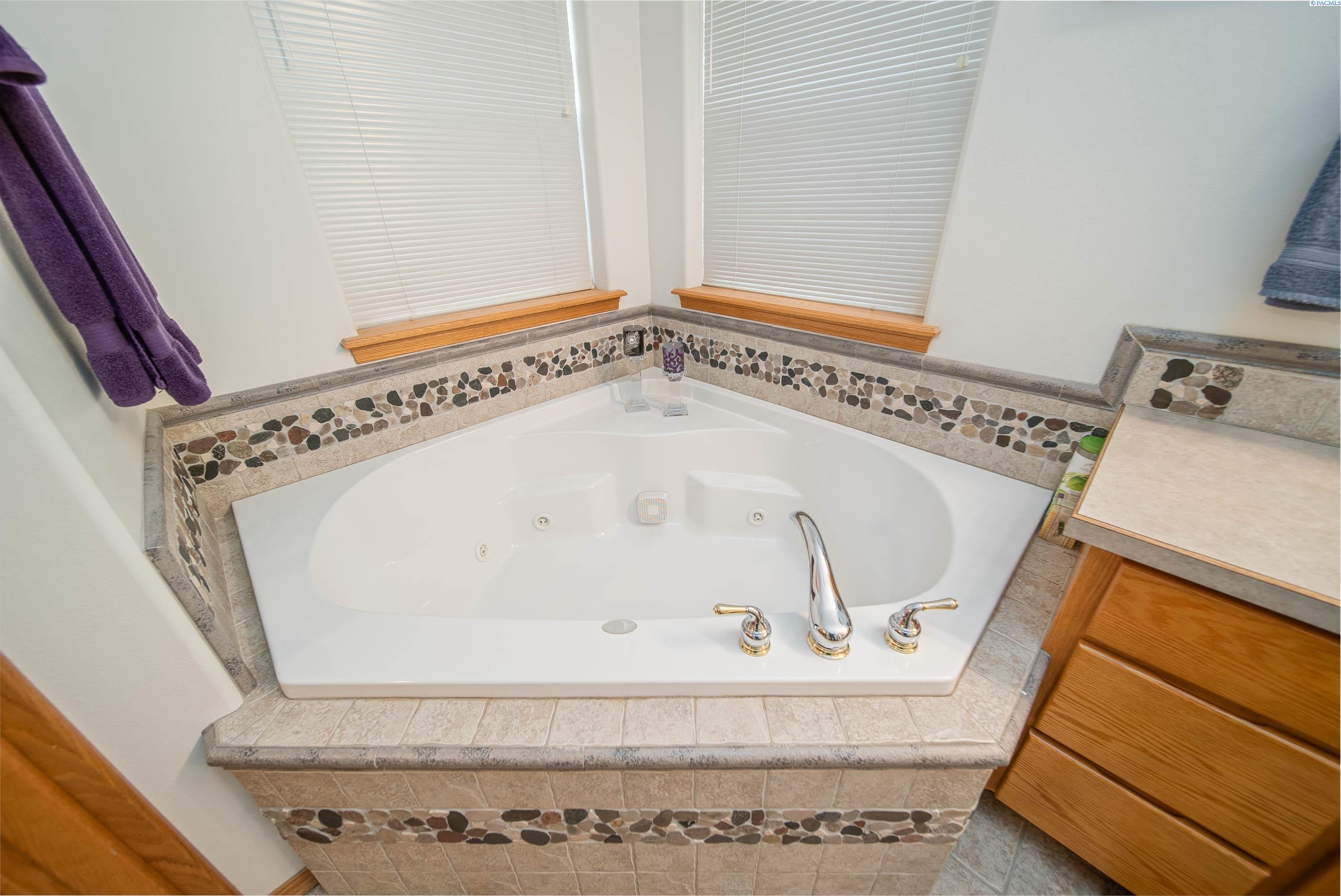 140320 West North River Road Prosser, WA 99350 - Photo 18 of 27 Gallery Image 18