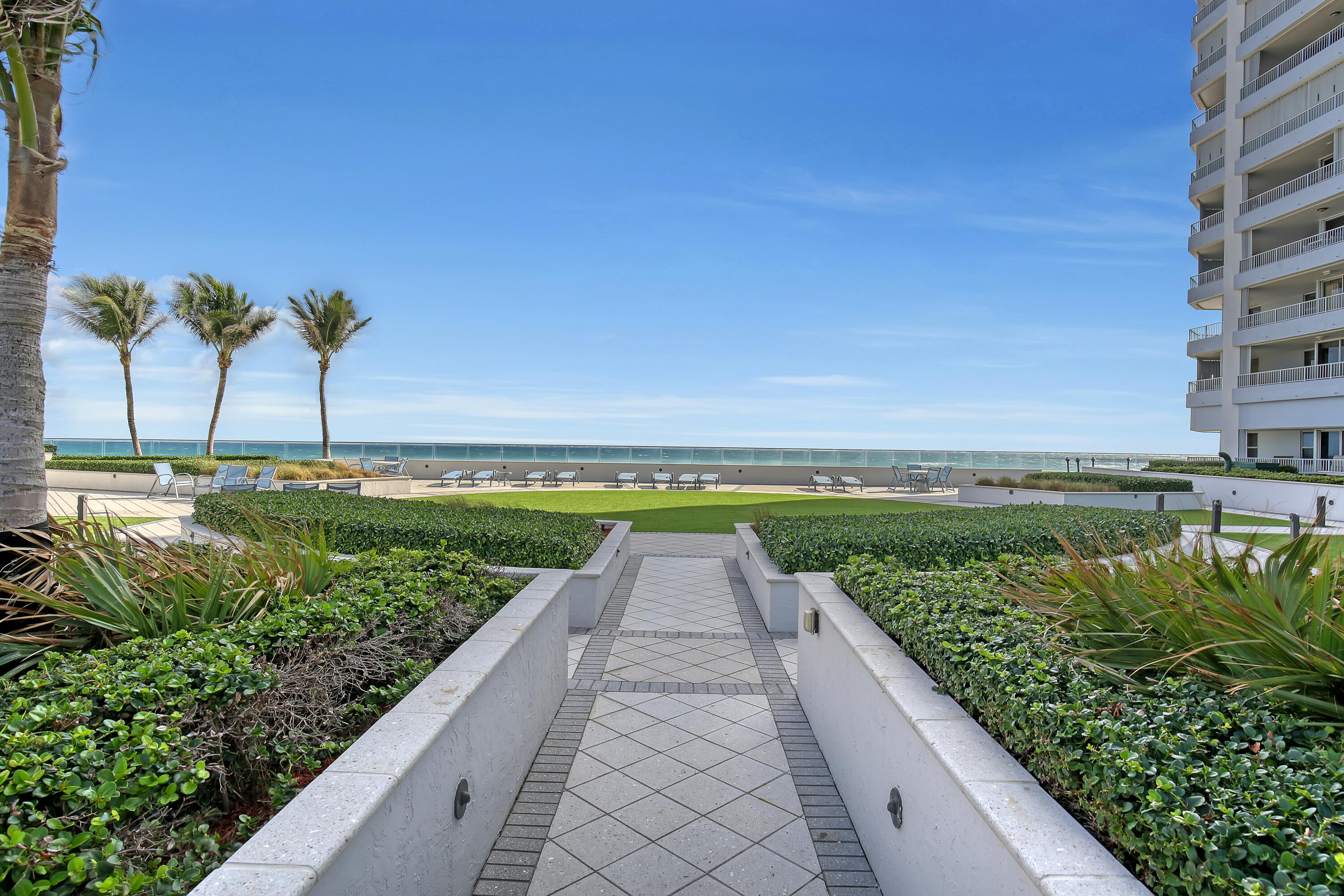 5200 North Ocean Drive, Unit 904 Singer Island, FL 33404 - Photo 58 of 60 Corniche (23)