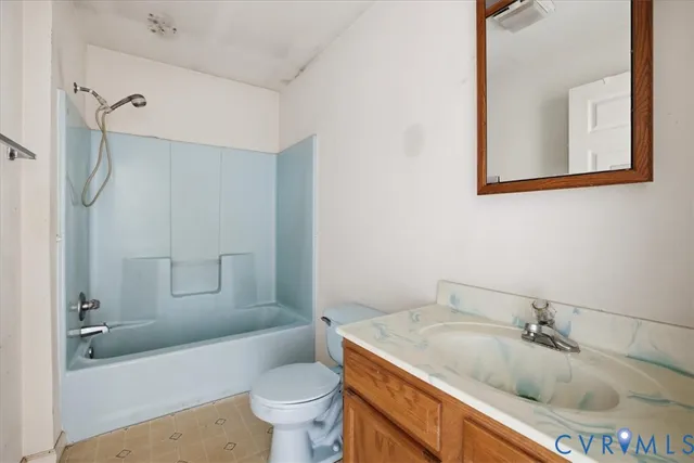 $179,900 | 63 Legrande Road, Dillwyn, VA 23936