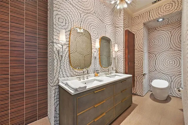 $8,195,000 | 2555 North Pearl Street, Unit 2200, Dallas, TX 75201