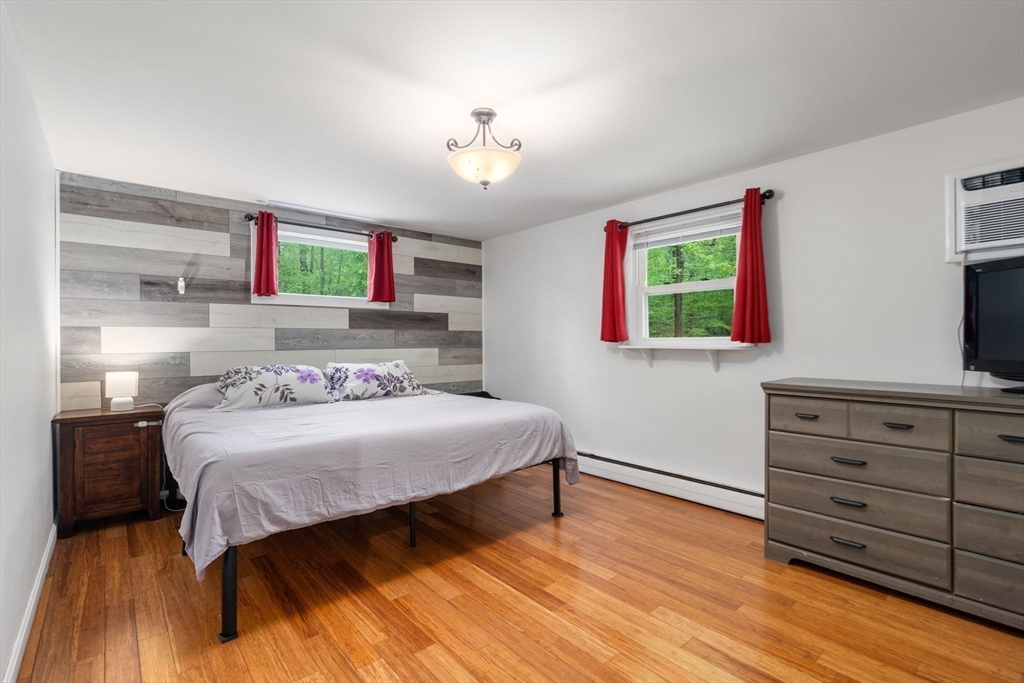 369 Central Turnpike Sutton, MA 01590 - Photo 8 of 20
