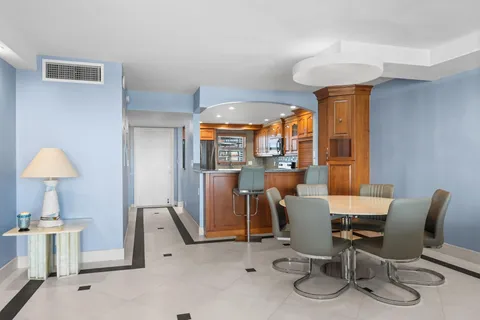 $746,500 | 511 Bayshore Drive, Unit 904, Fort Lauderdale, FL 33304