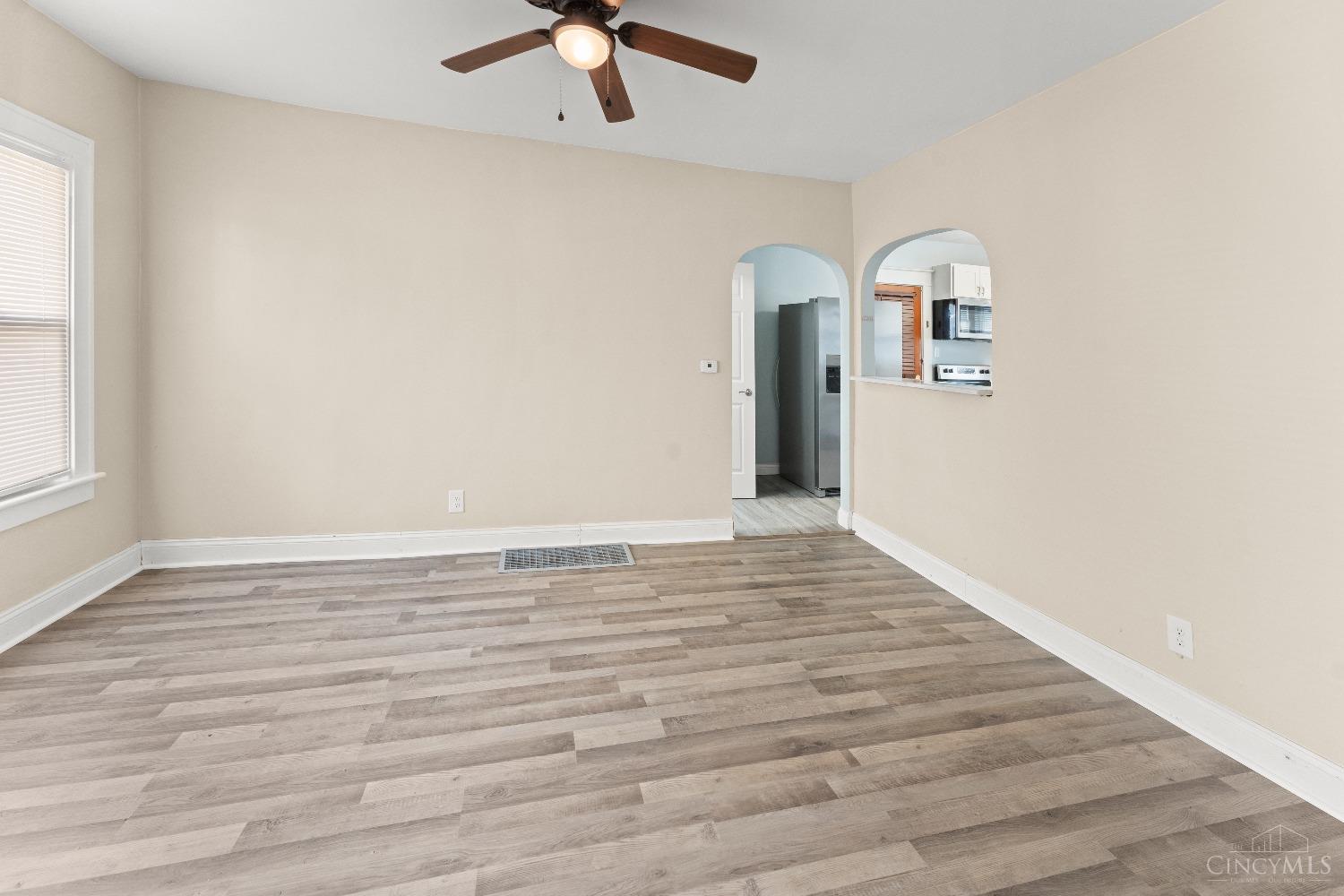 2907 Milton Road Middletown, OH 45042 - Photo 10 of 37 Gallery Image 10