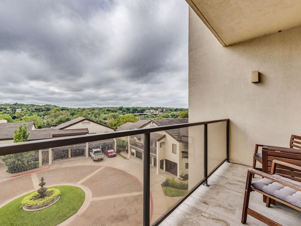 40 North Interstate Highway 35, Unit 4A4 Austin, TX 78701 - Photo 22 of 40 a view of balcony with furniture