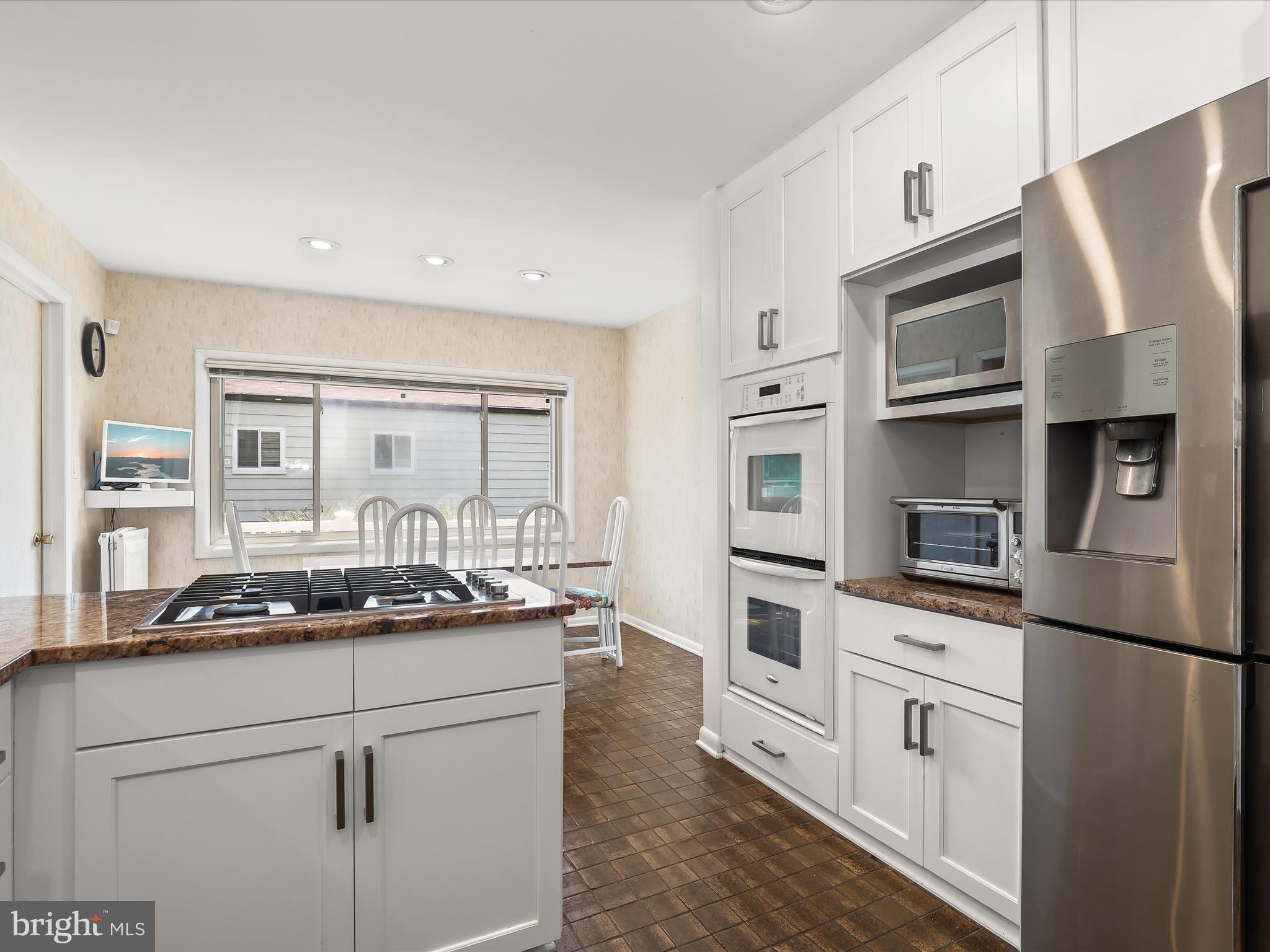 2009 Jolly Road Baltimore, MD 21209 - Photo 17 of 53 Kitchen