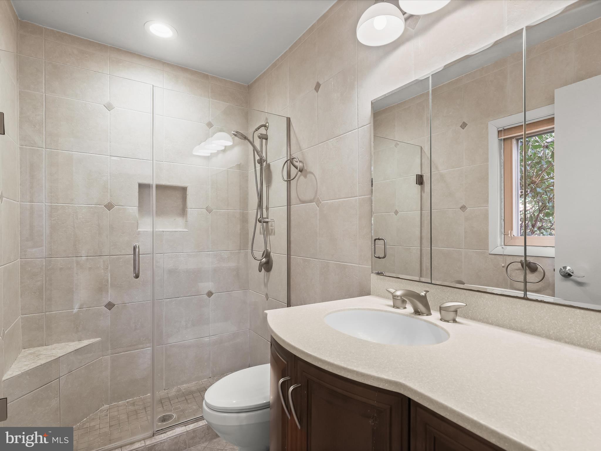 2009 Jolly Road Baltimore, MD 21209 - Photo 23 of 53 Primary Ensuite Bathroom