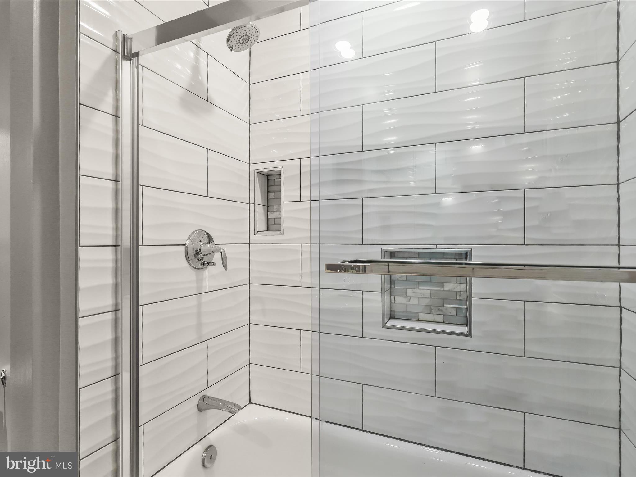 2009 Jolly Road Baltimore, MD 21209 - Photo 30 of 53 Second Full Bathroom