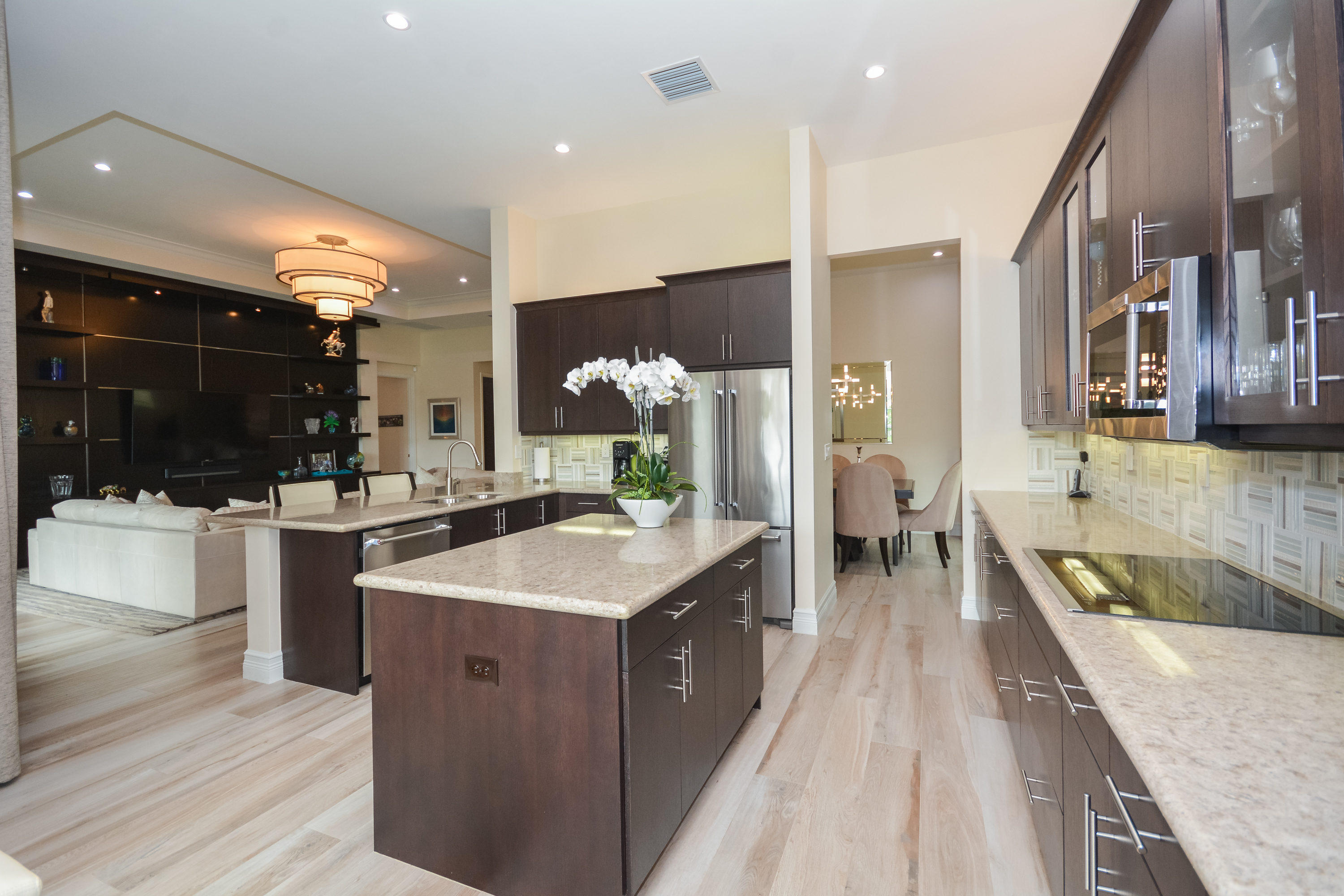 8290 Razorback Court Boynton Beach, FL 33473 - Photo 15 of 67 Convenient Center Island