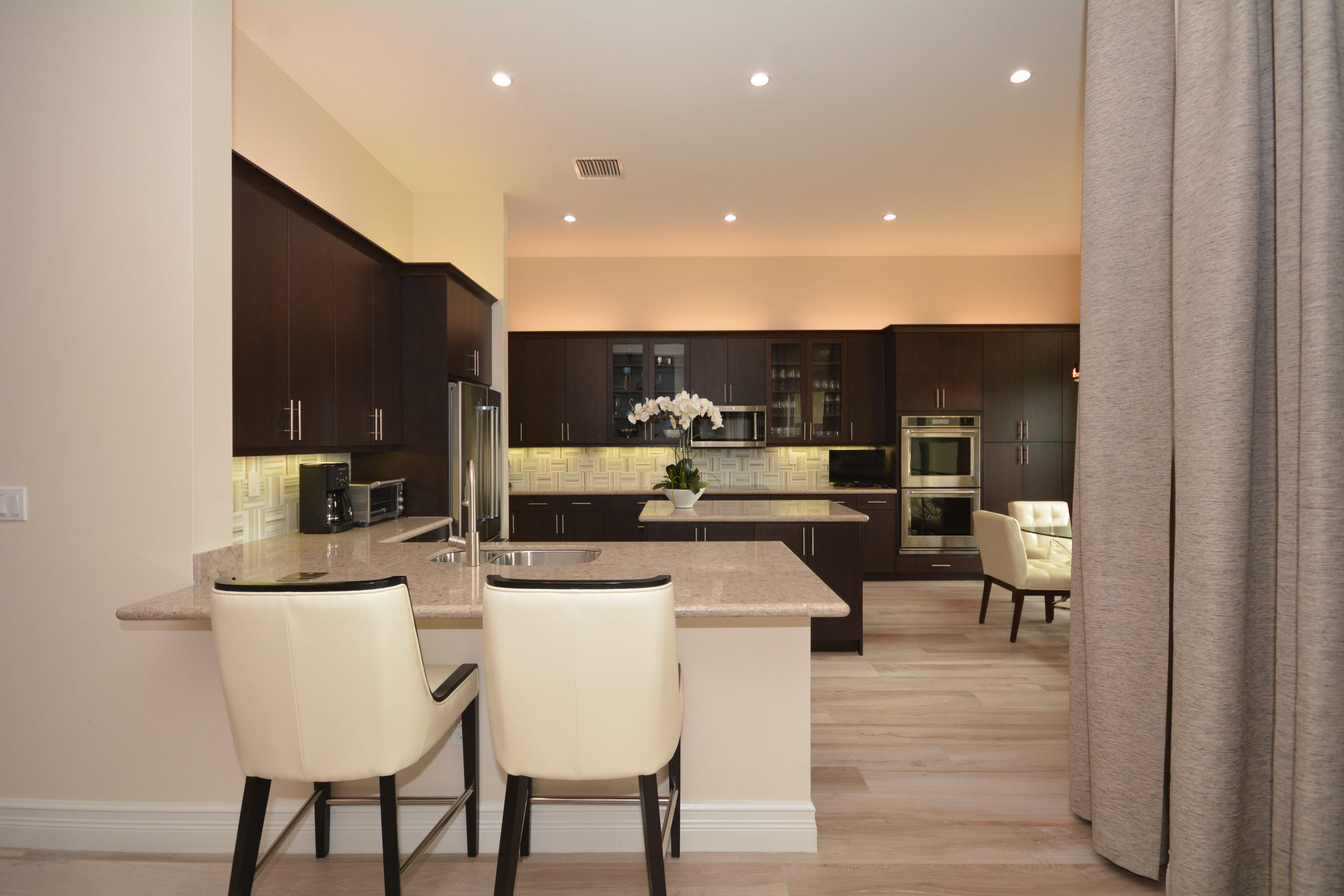 8290 Razorback Court Boynton Beach, FL 33473 - Photo 17 of 67 Convenient Snack Bar