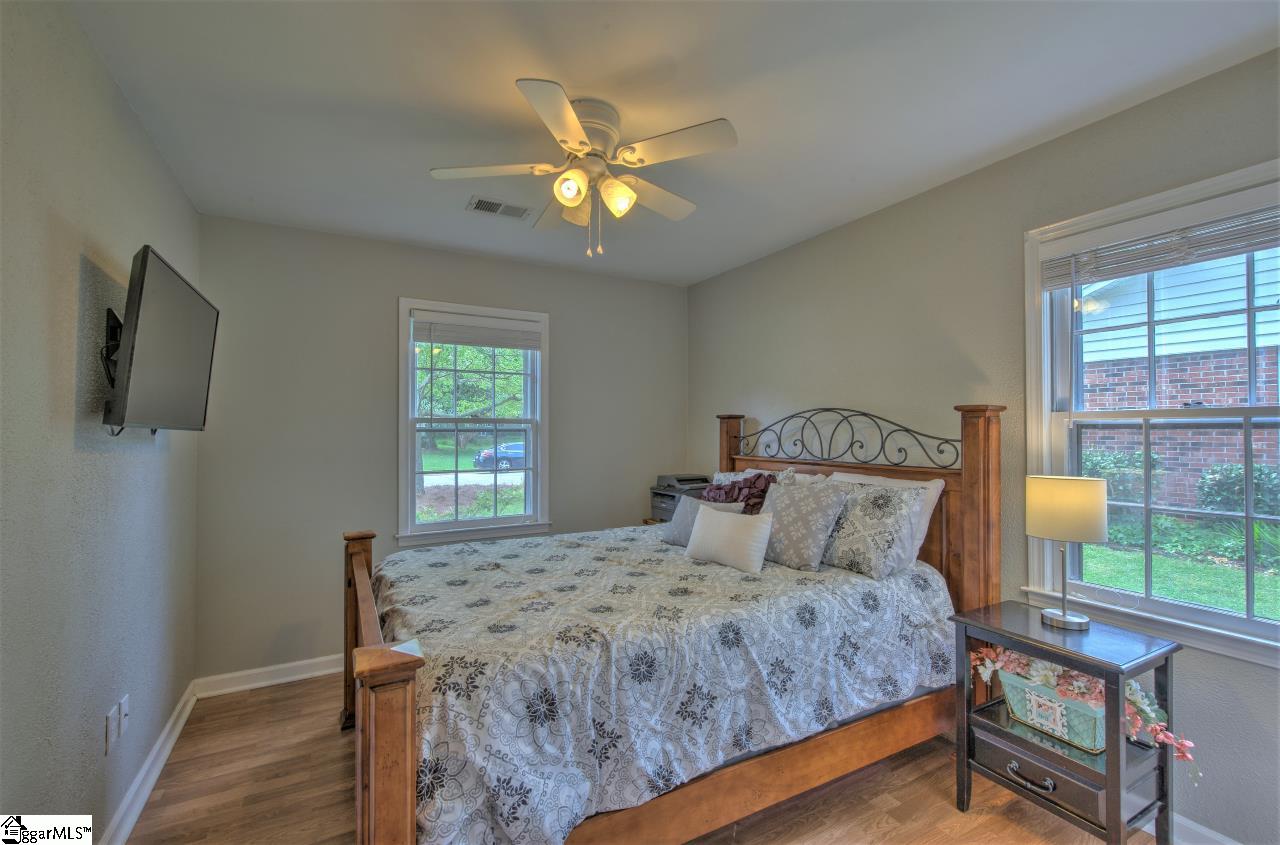 11 Eagle Ridge Lane Greenville, SC 29615 - Photo 19 of 33 Gallery Image 19