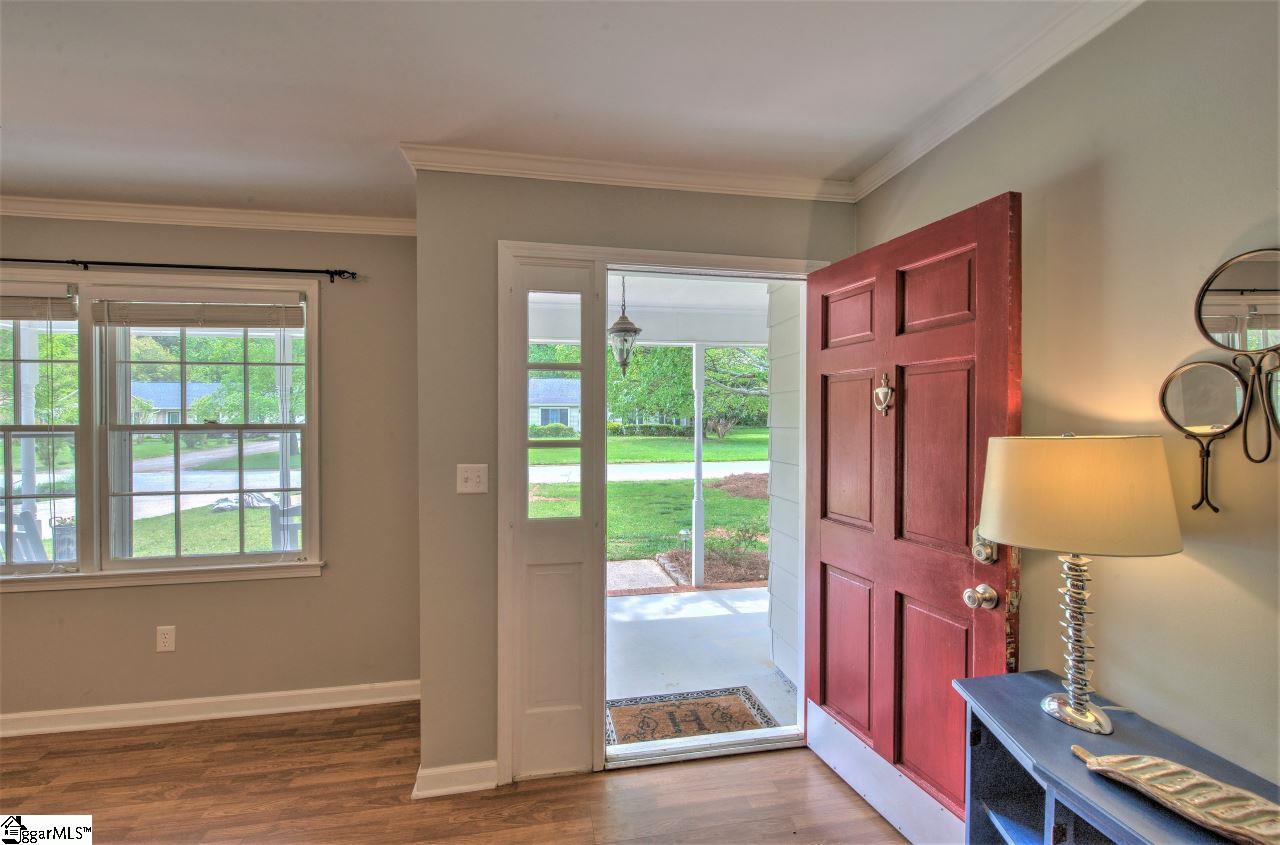 11 Eagle Ridge Lane Greenville, SC 29615 - Photo 3 of 33 Gallery Image 3
