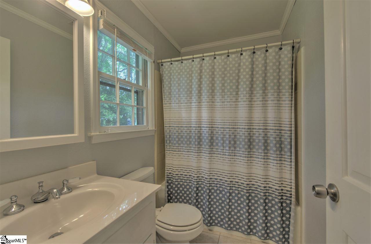 11 Eagle Ridge Lane Greenville, SC 29615 - Photo 23 of 33 Gallery Image 23