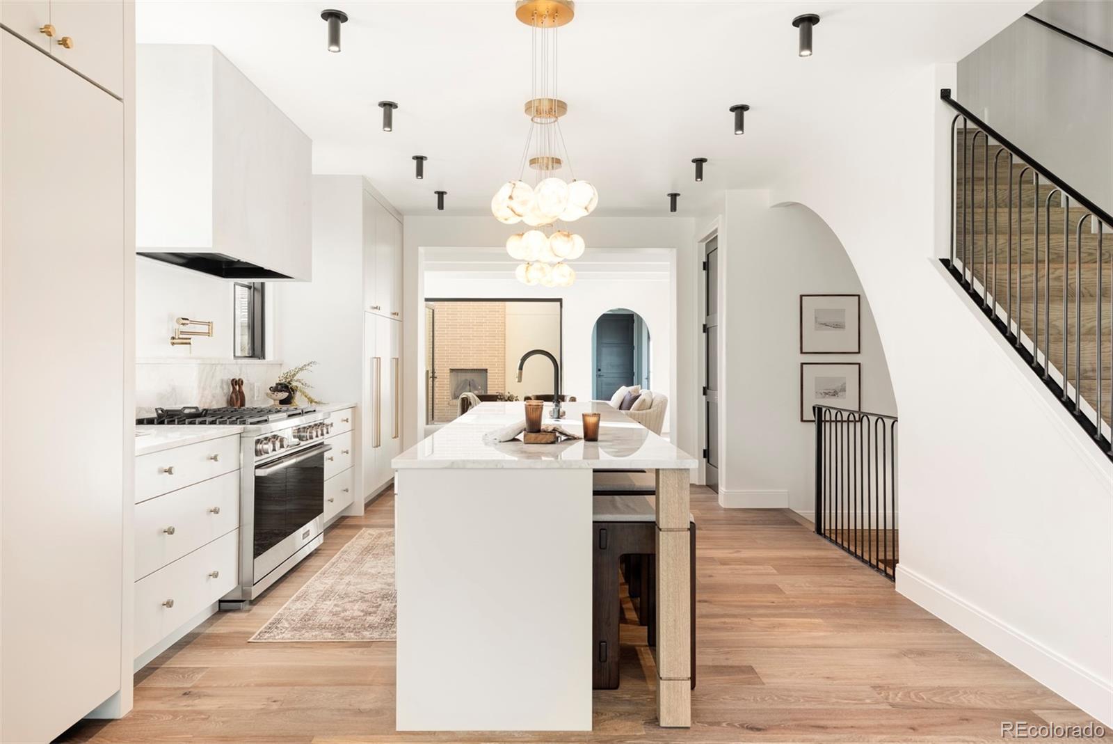 515 Cook Street Denver, CO 80206 - Photo 5 of 32