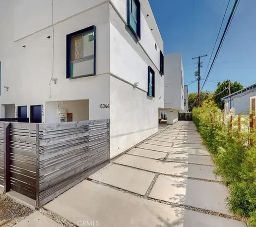 $3,650 | 6344 Camellia Avenue, North Hollywood, CA 91606