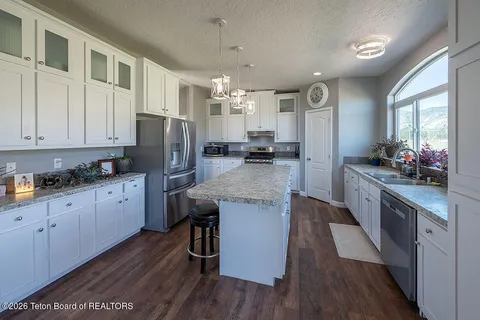 $749,000 | 2779 County Road 122, Thayne, WY 83127