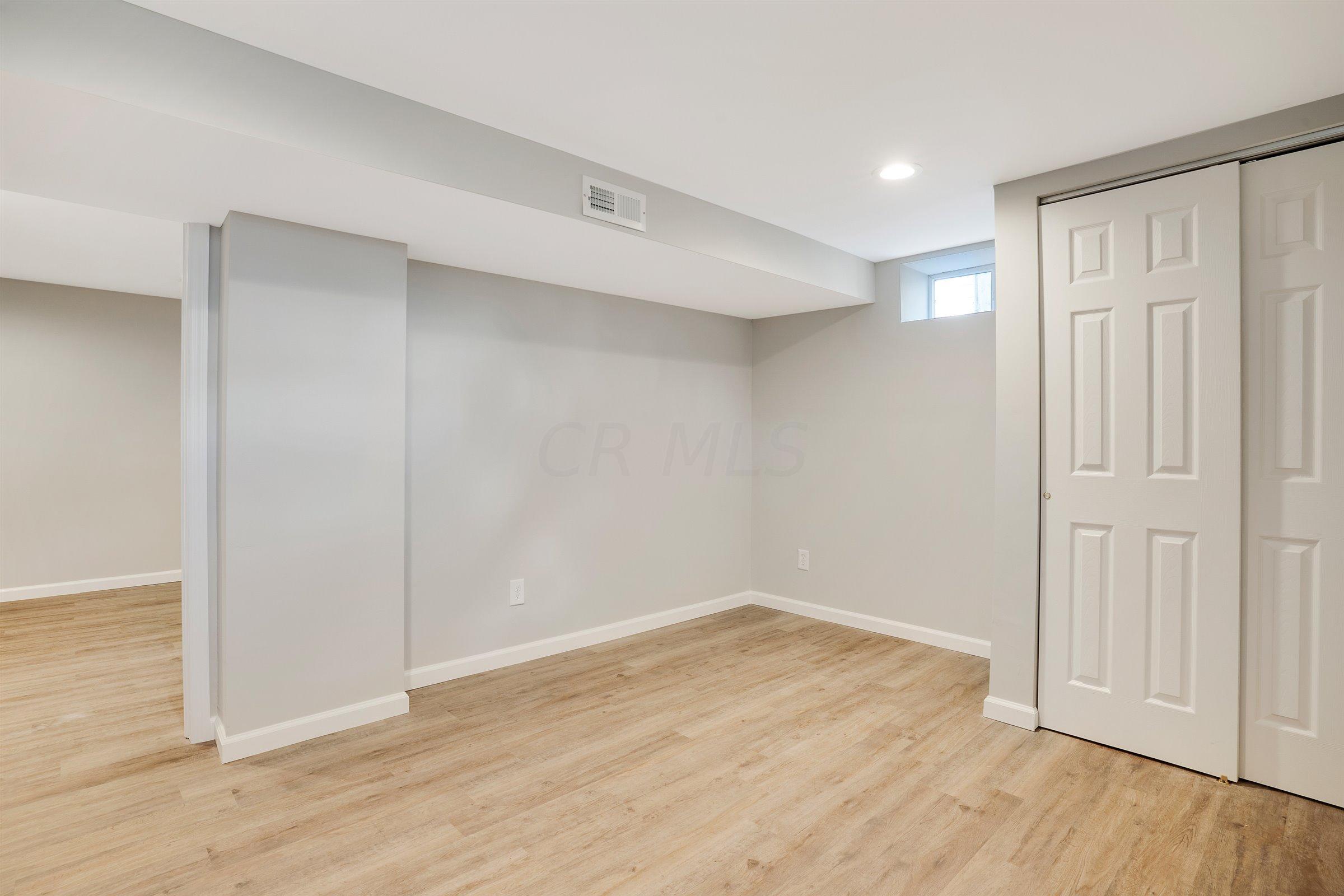 6488 Karl Road Columbus, OH 43229 - Photo 15 of 18 Gallery Image 15