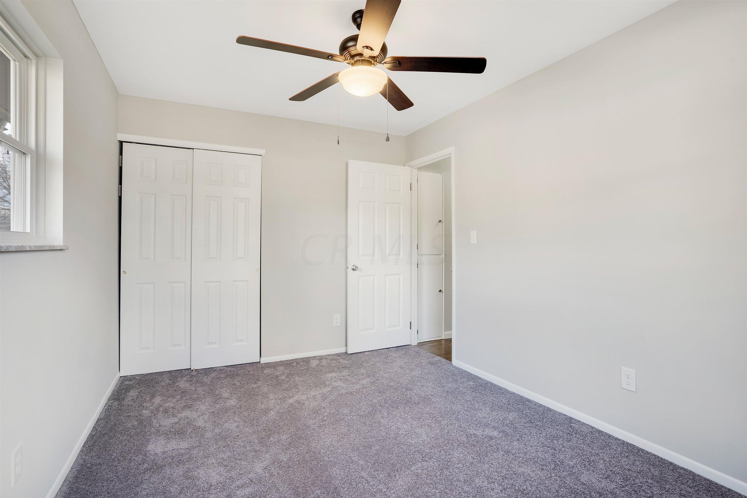 6488 Karl Road Columbus, OH 43229 - Photo 8 of 18 Gallery Image 8