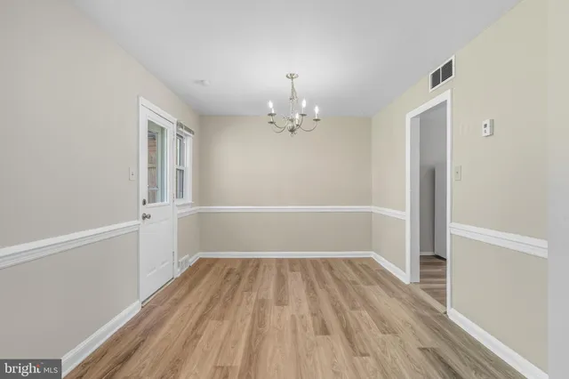 $169,900 | 18 South Pennewell Drive, Wilmington, DE 19809