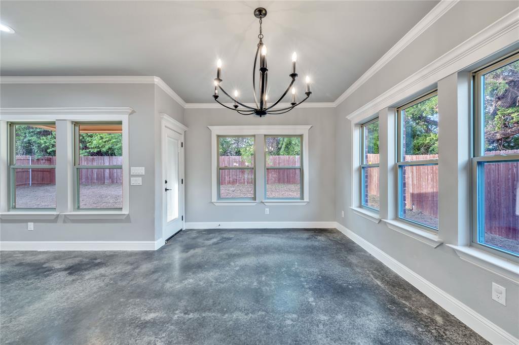 945 Sam Street Springtown, TX 76082 - Photo 12 of 39